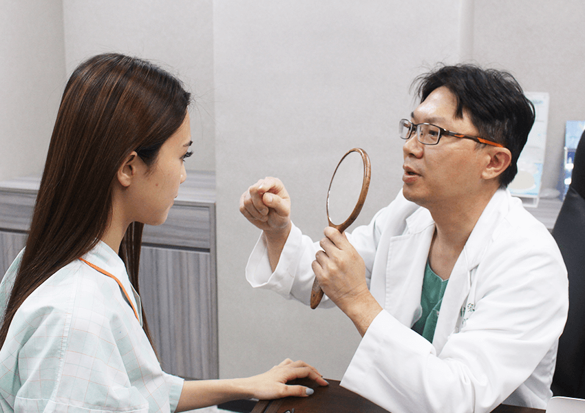 群英整形_眼袋淚溝